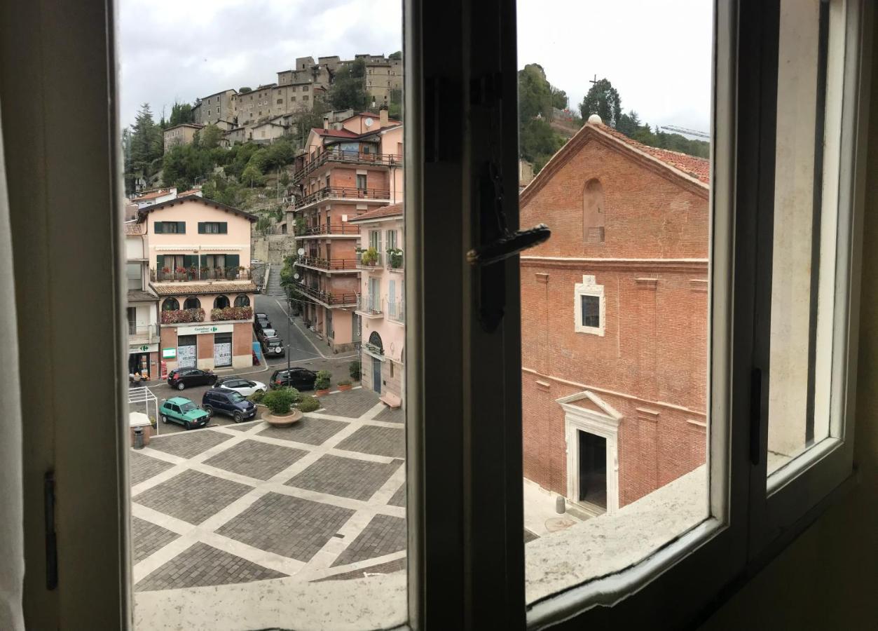 Al Campanile Centro Storico Ampio Luminoso E Panoramico Appartamento Trilocale Карсолі Екстер'єр фото