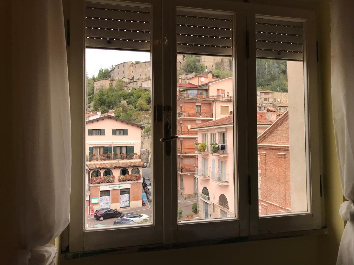 Al Campanile Centro Storico Ampio Luminoso E Panoramico Appartamento Trilocale Карсолі Екстер'єр фото