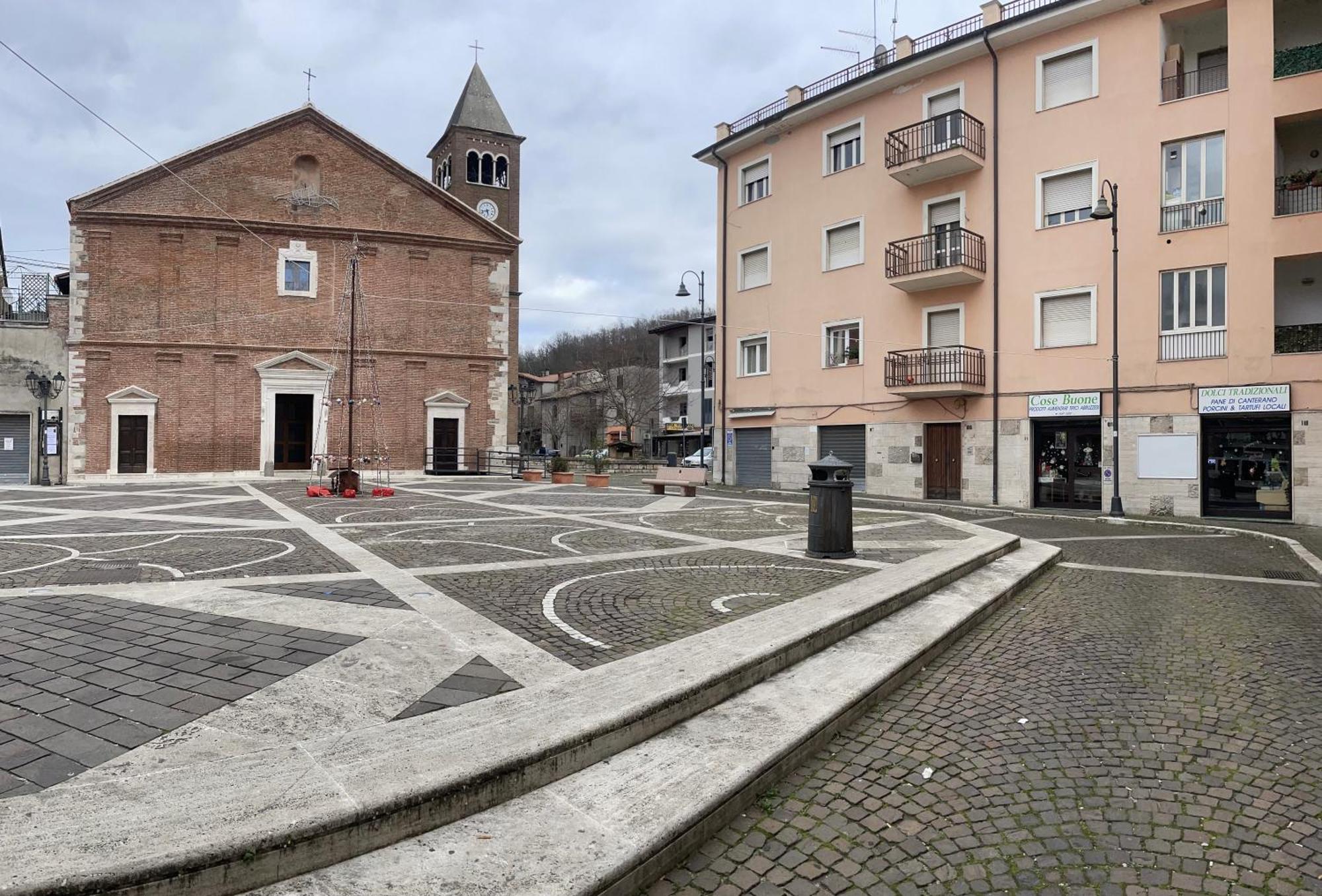 Al Campanile Centro Storico Ampio Luminoso E Panoramico Appartamento Trilocale Карсолі Екстер'єр фото