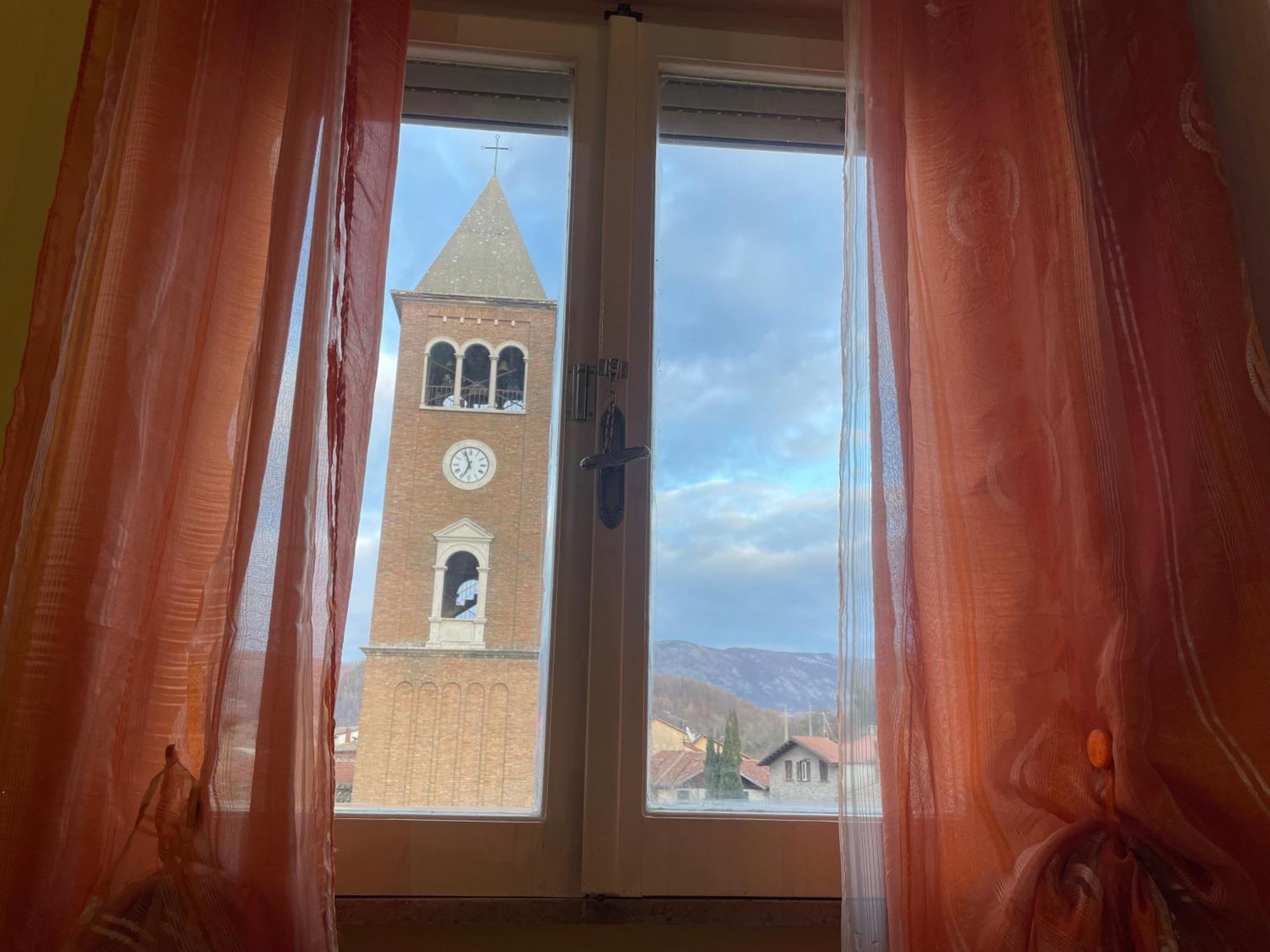 Al Campanile Centro Storico Ampio Luminoso E Panoramico Appartamento Trilocale Карсолі Екстер'єр фото