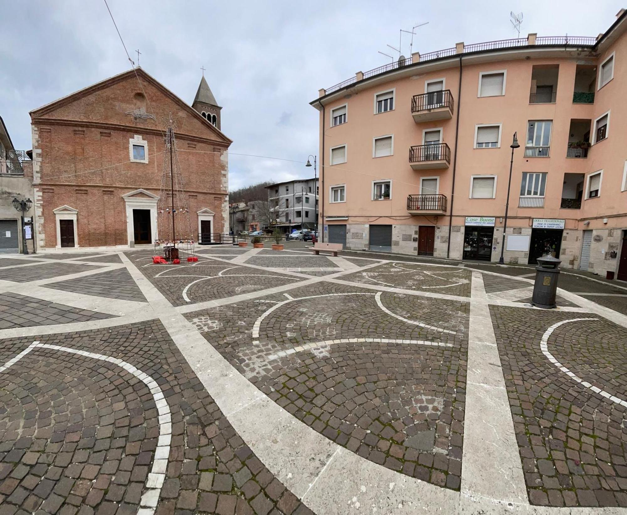 Al Campanile Centro Storico Ampio Luminoso E Panoramico Appartamento Trilocale Карсолі Екстер'єр фото